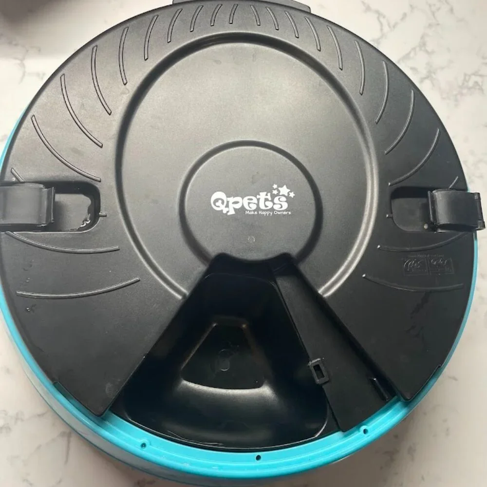 Qpets Programmable Pet Feeder